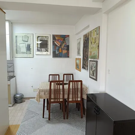 Sasha Apartment Daire