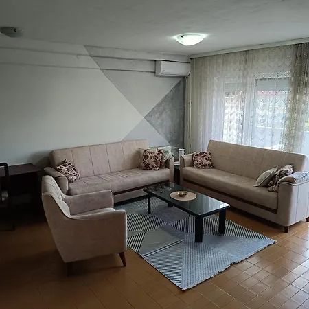 Sasha Apartment Daire